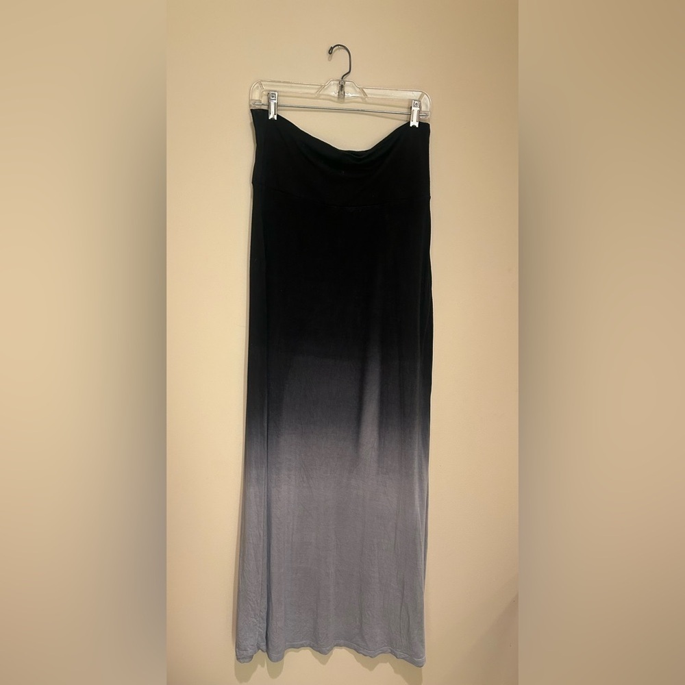 Brokedown Boho Style Black and Gray Ombre Women's Skirt, Size Large